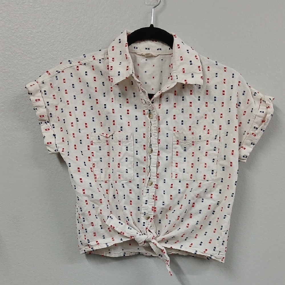 Sim & Sam Crop Top Shirt. Size Medium